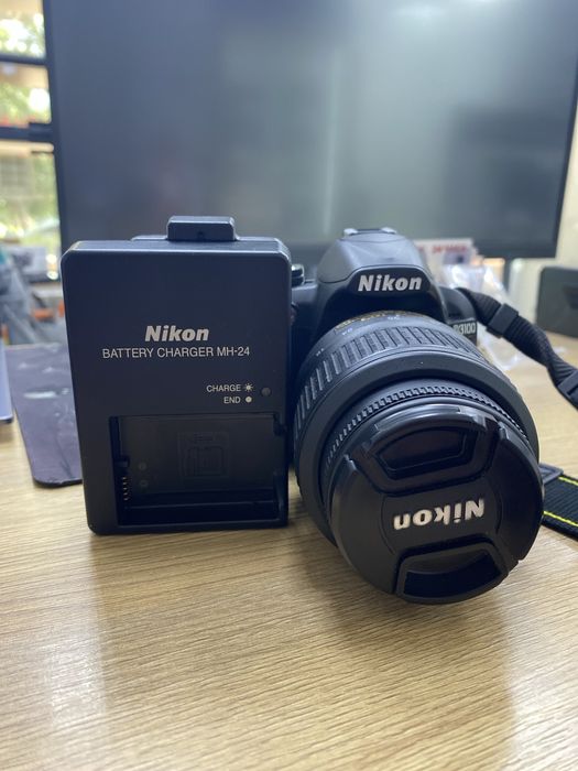 Nikon d3100 (p25)