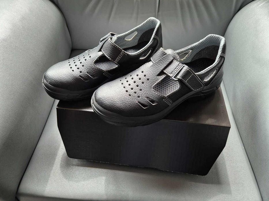 Работно облекло и обувки