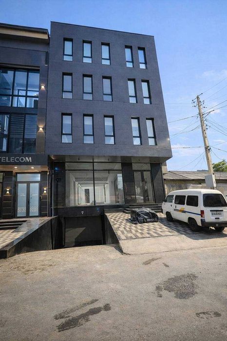 Сдаётся здание 1380м2, парк «Ашхабад»