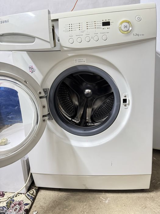 Продам стиральную машину