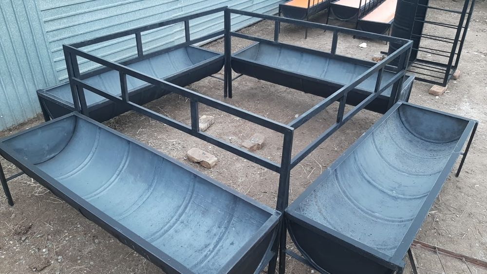 Ақыр. Науа. Кармушка. Аттақыр. Карита. Астау. Қой. Шөп. Жоңышқа. Пішен