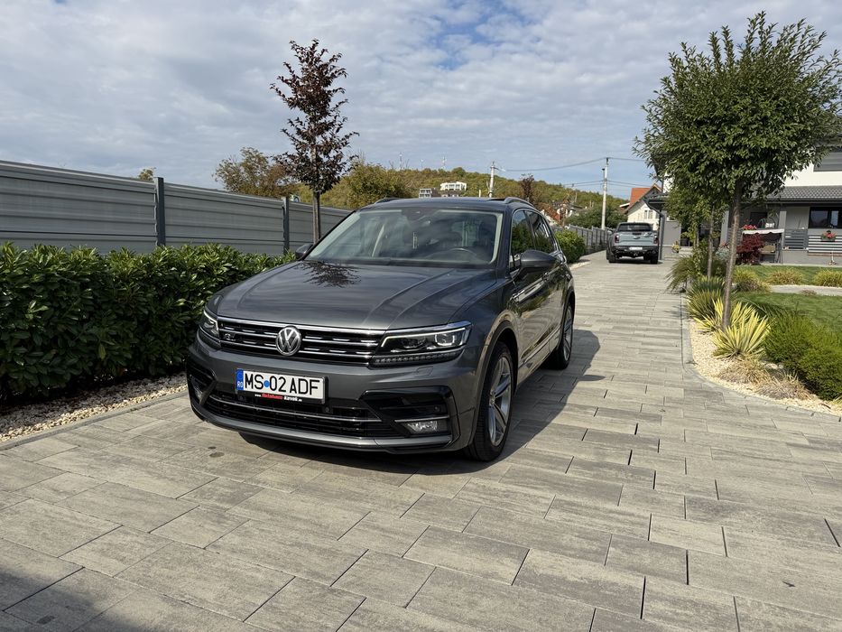 VW Tiguan R-Line FULL 2.0 TDI 190CP DSG 4MOTION • Head-Up • Masaj