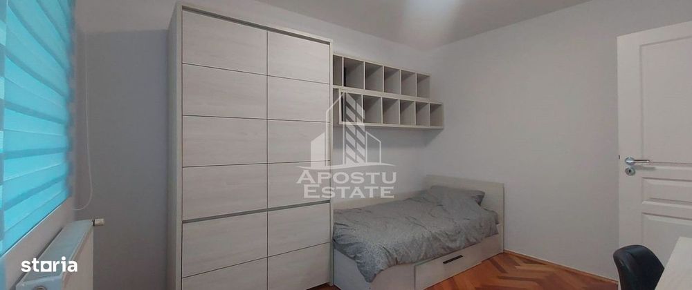 Apartament cu 3 camere  decomandat in zona Maranata