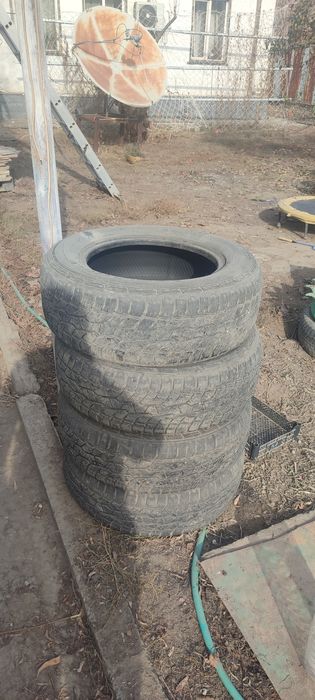 Зимняя резину 245/65/17