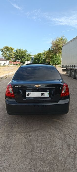 Jentra qora yaxwi xolatda