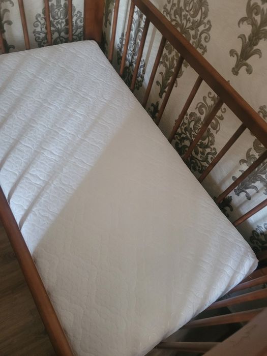 продам манеж дерево