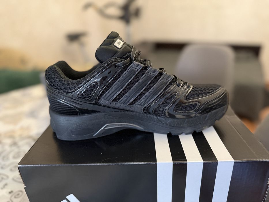 Маратонки Adidas Control 5