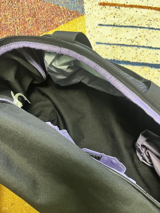 Geanta nike ca noua+compleu