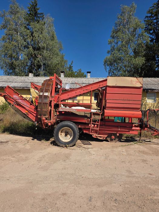 Картофокомбайн GRIMME