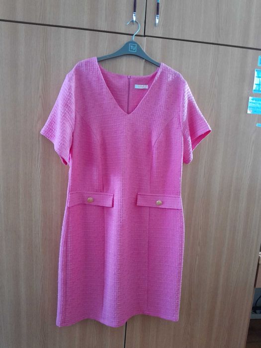 Rochie dreaptă, midi cu mânecă scurtă și decolteu în V - 46