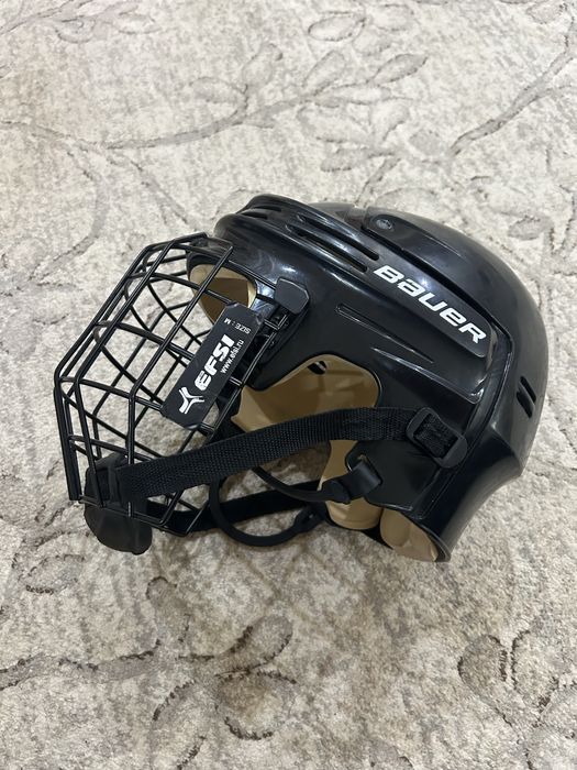 Продам Шлем Bauer