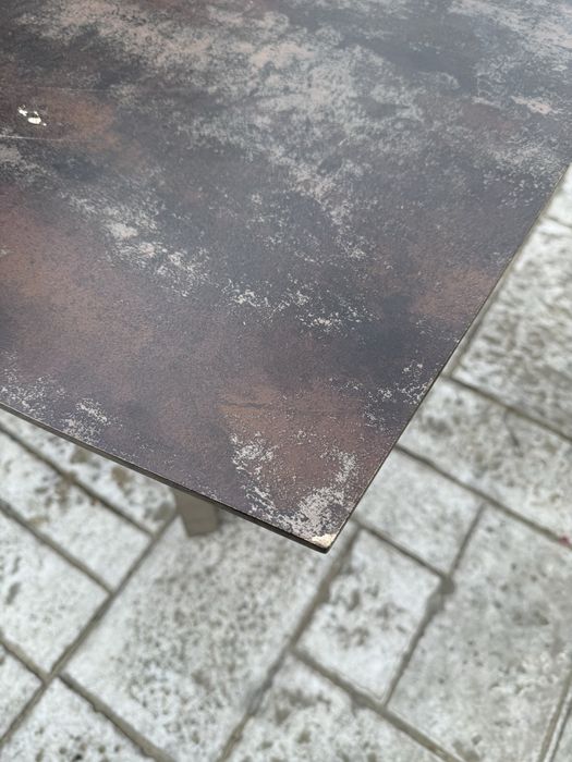 Masă extensibilă 4-6 persoane, metalică