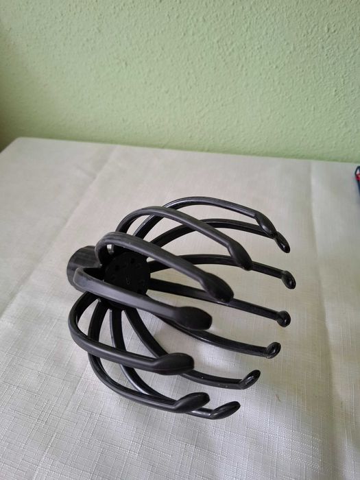 Aparat electric de masaj scalp cu gheare de caracatiță reincarcabil