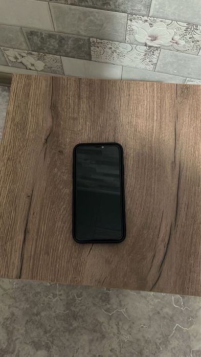 iPhone 11 память 64гб