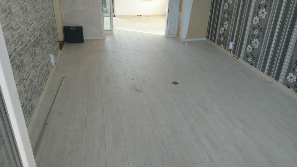 Монтаж на ламинат