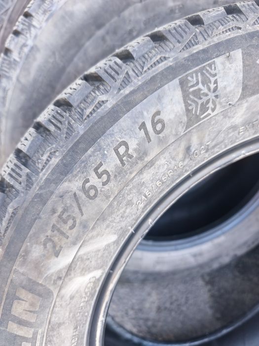 Шины 215/65R16 Michelin б/у