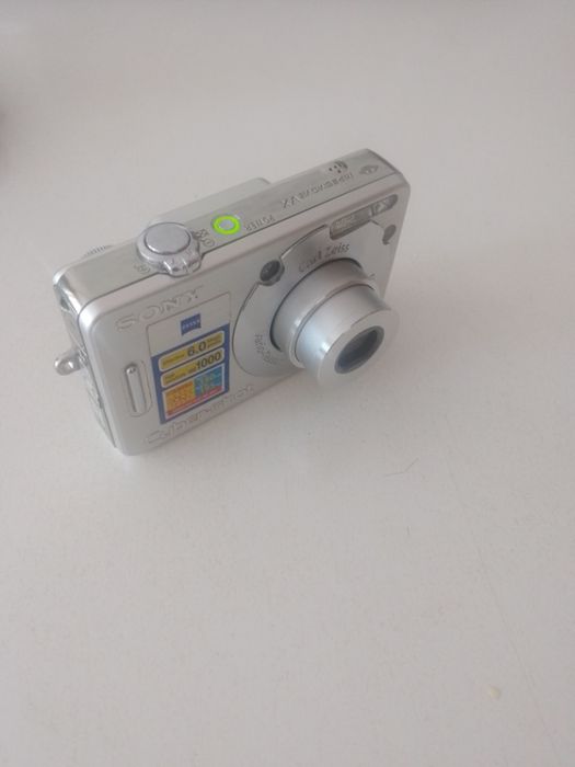 Продам фотоаппарат Sony