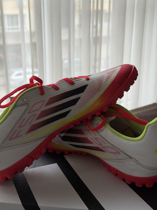 Футболни обувки ADIDAS Обувки F50 Club Turf Boots