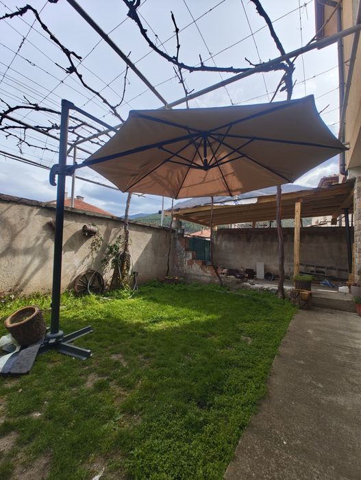 Външен чадър за двор