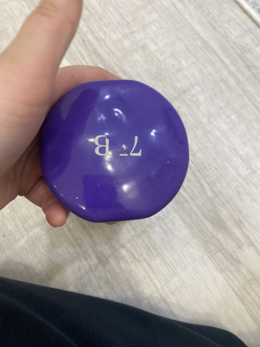 гантель для спорта