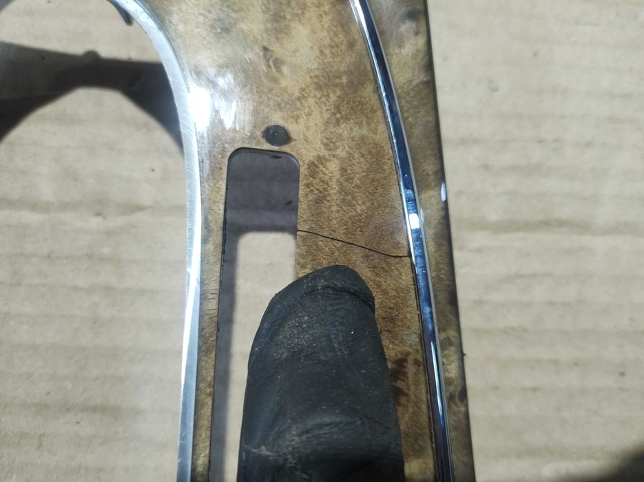 Конзола/Панел Махагон Скоростен Лост Mercedes E class W211 4Matic Tmod