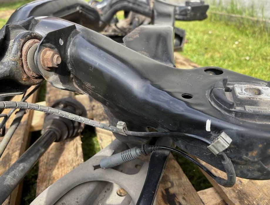 Axa spate completa BMW seria 1 E87 E81 118i 120i seria 3 e90 318i 320i n45 n46 n43 , planetara, brat , fuzeta, cadru H, cadru spate