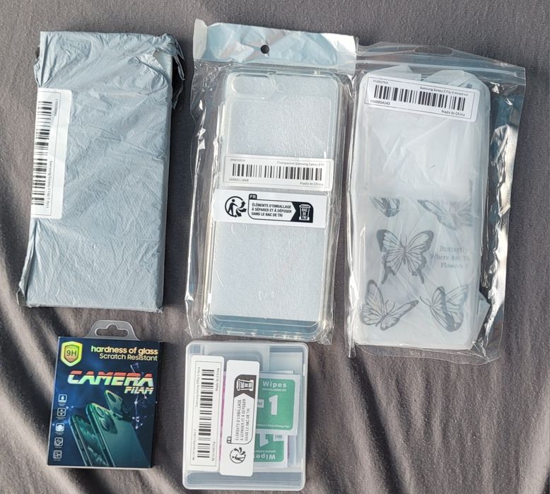 2 Huse și 5  folii Samsung Z Flip 5