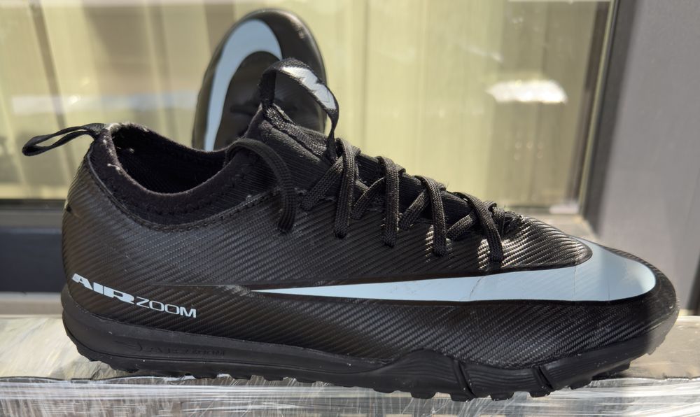 Стоножки NIKE  Mercurial