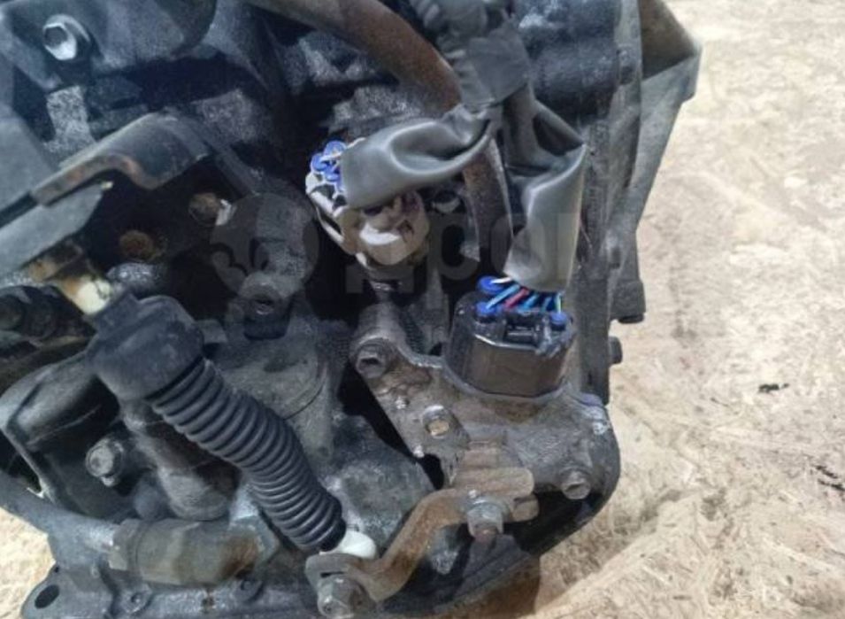 Коробка 2.4  4ступка Toyota