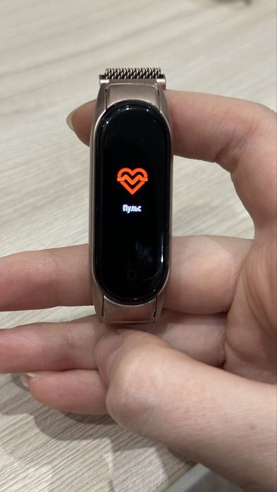 Продам смарт браслет Xiaomi Mi Smart Band 4 оригинал