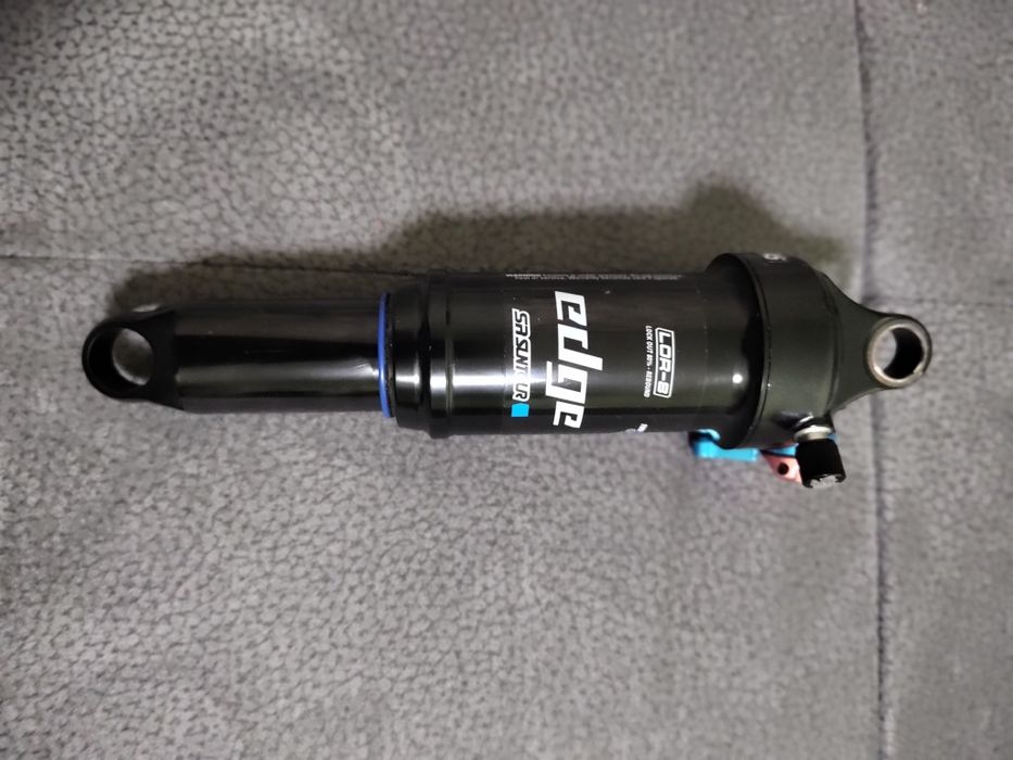 Шок SR Suntour Edge LOR-12