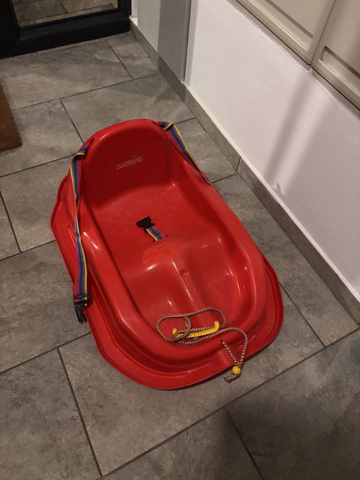 Sanie pentru copii mici