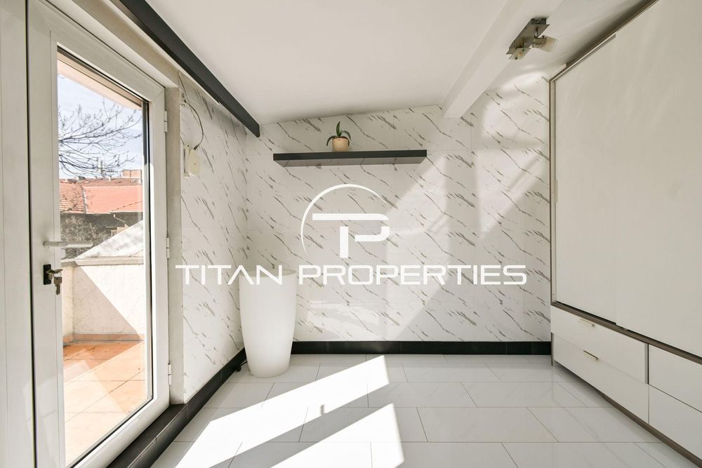 Тристаен, под наем, Център-НДК