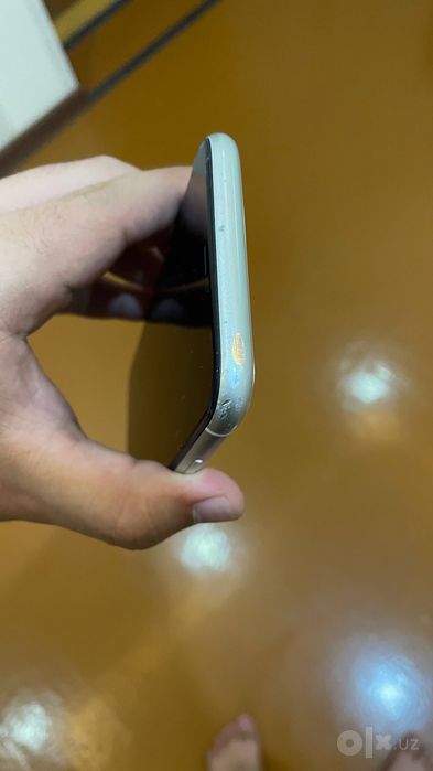 Iphone 11 ideal xolatda