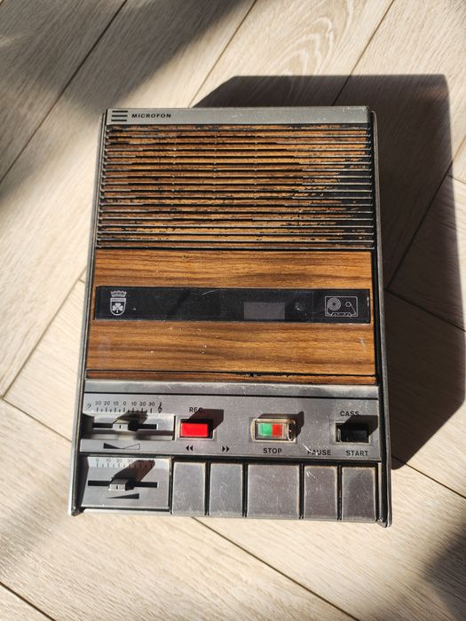 Pioneer,  Sanyo,  Dual