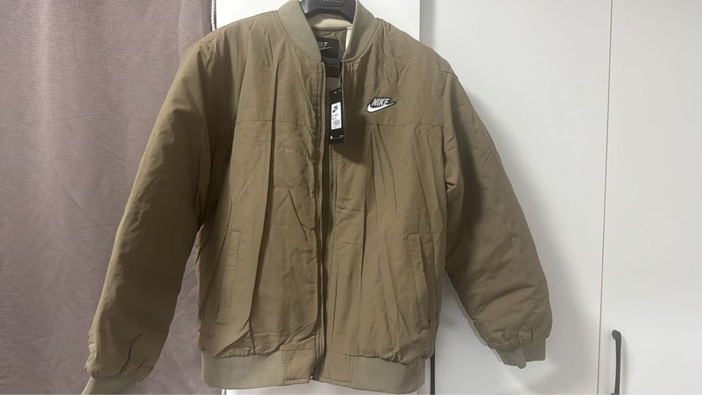 Куртка …………………..