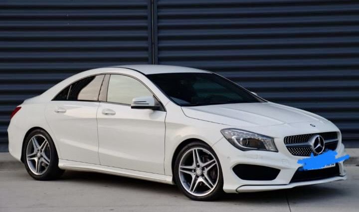 De Vânzare: Mercedes-Benz CLA 220 CDI (Pachet AMG) | 2015 | Alb