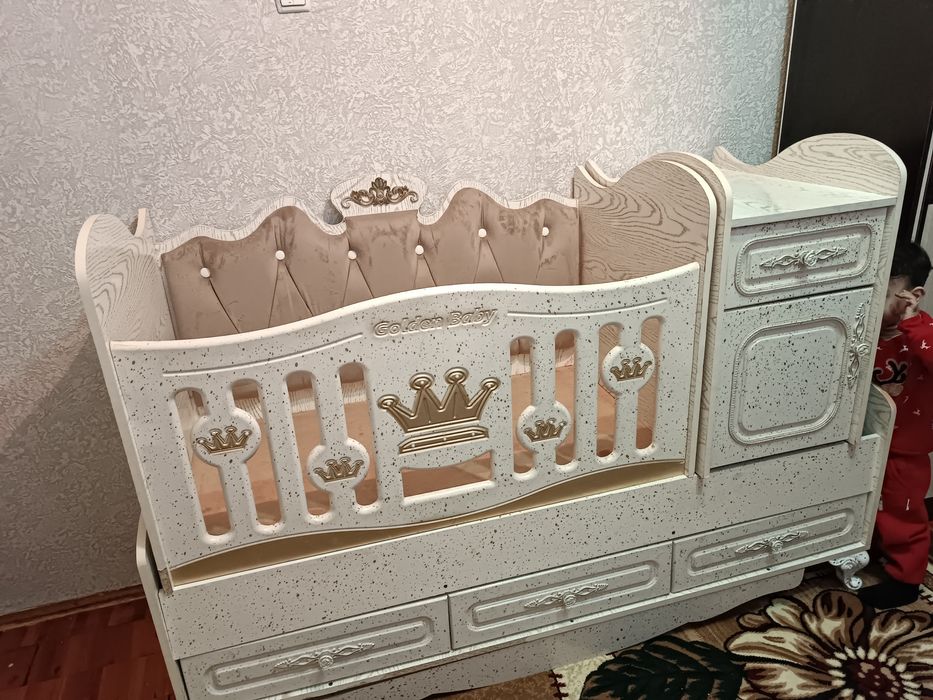 Mebel (detskiy) idyal holatta