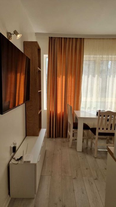 Дава се под наем Двустаен апартамент в Варна, Цветен квартал - 60 кв.м за 598.23 € - Снимка #10