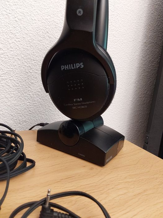Casti Phillips hi-fi wireless( FM)