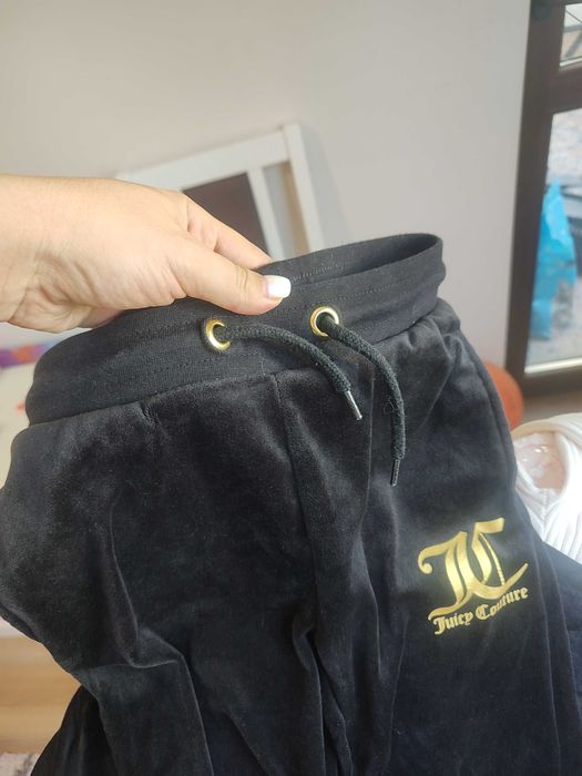 Анцуг Juicy Couture