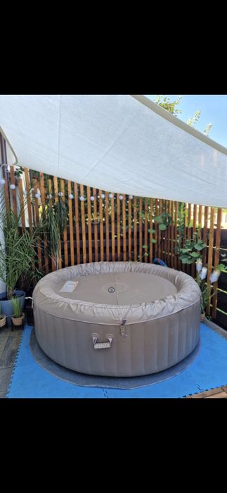 Jacuzzi PureSpa 6 pers.