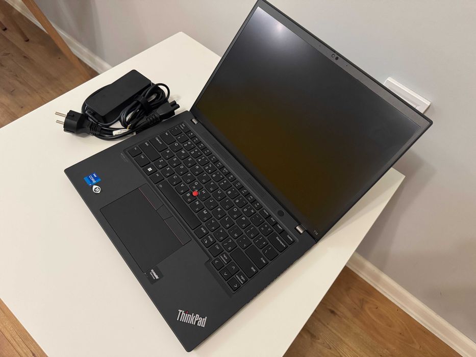 Laptop Lenovo ThinkPad T14 Gen 3 Intel i7, 48GB RAM, 1TB NVMe