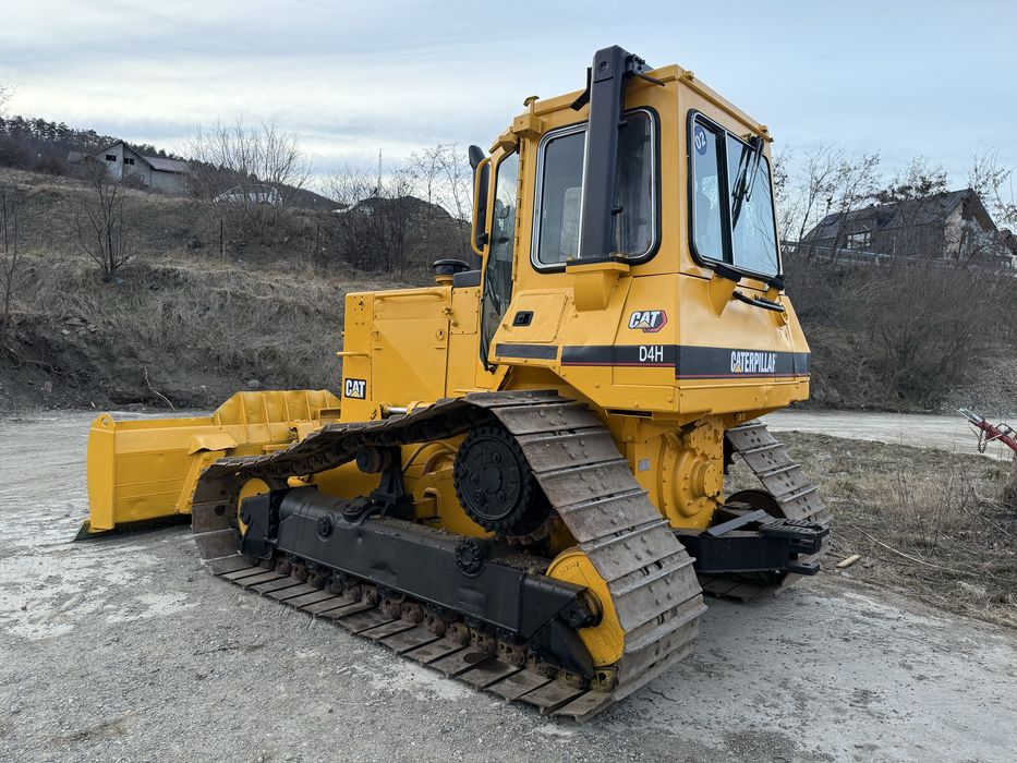 Buldozer Caterpillar D 4 lama 6 pozitii