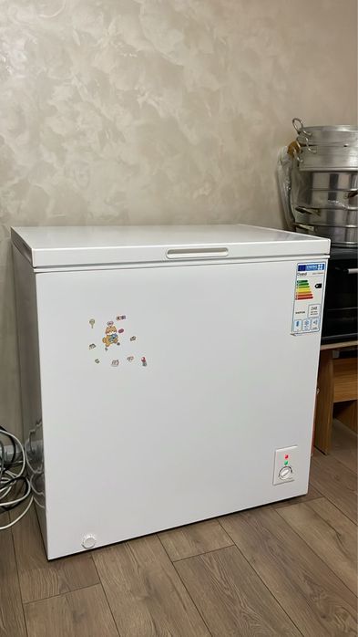 Морозильник в отличном состояний