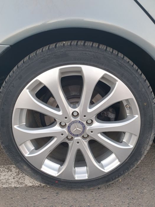 Mercedes  E 220klass