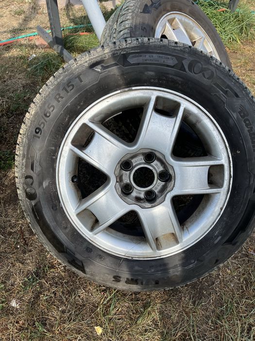 Roți 5x100 cu anvelope 195/65R15 DOT0922