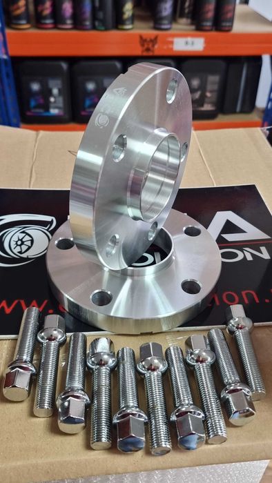 Set 2 distantiere de 25mm Porsche Panamera,Vw Touareg, Audi Q7