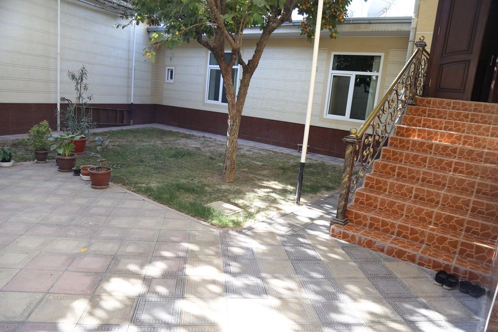 Никитинада файзли, шинам ҳовли сотувда