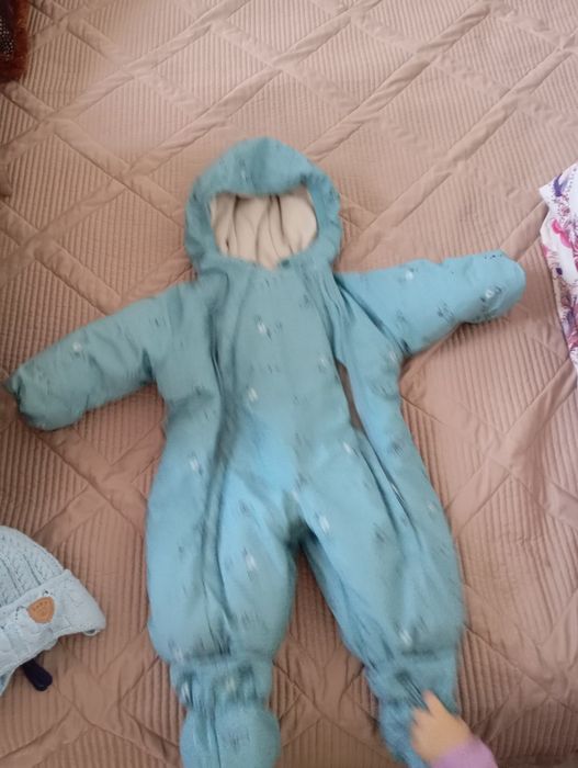 Продам комбенизон детский